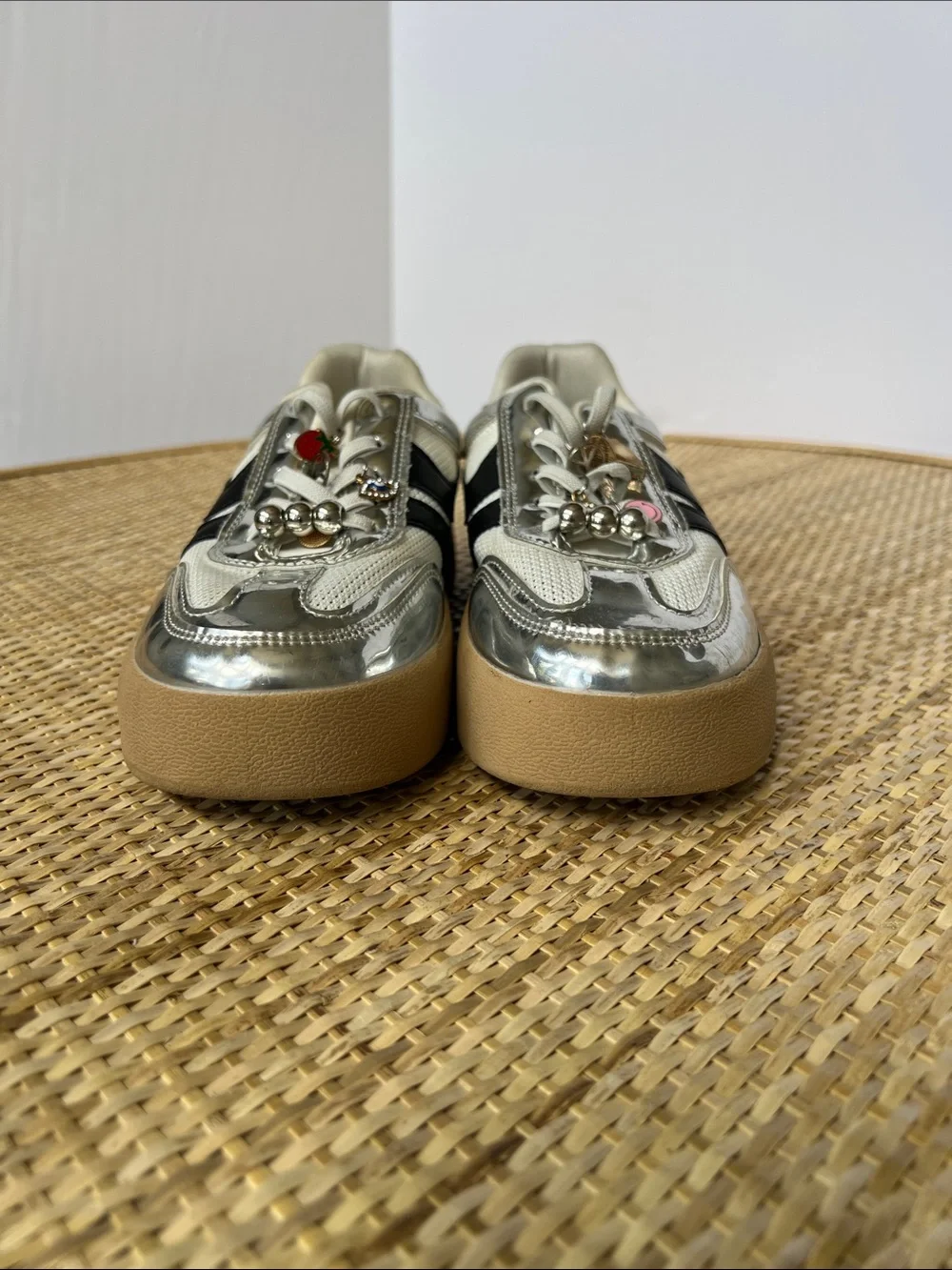 Steve Madden J-Jersey Charm Platform Sneaker Slip on Cream Silver Black Y2 girl